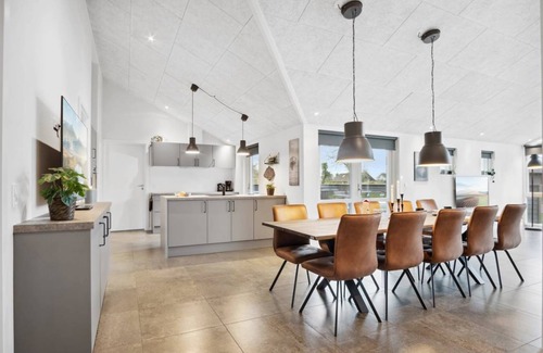 Grønninghoved Strand House | 185 m² House ∙ 5 bedrooms ∙ 10 guests