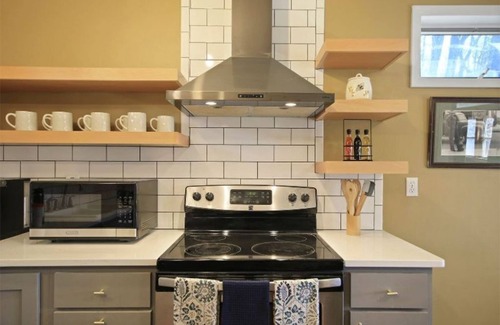 Rocheport House | 1855 Charm Meets 2024 Technology