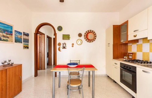 Torre Castiglione House | 1867 Villetta Bianca Gioiosa