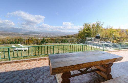Rhodopes Mountains Villa | 187 m² Villa ∙ 3 bedrooms ∙ 8 guests