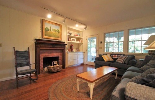 Chautauqua House | 19 Maple home