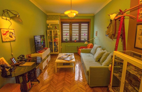 Sofia Apartment | -1900-Twentieth Century Host-Central Location