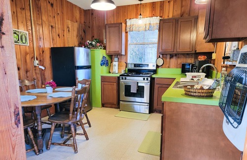 Crumpler Cottage | 1900s Tiny House