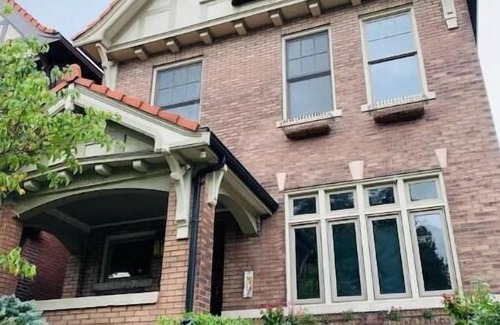 Shaw House | 1905 Tudor Revival house in Historic Shaw