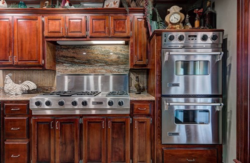Edmond Other | 1908 Victorian Farmhouse (Unit A)