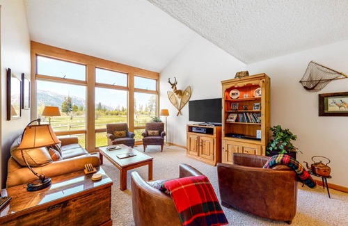 Moose Wilson Road Condo | 191 m² Condo ∙ 3 bedrooms ∙ 8 guests
