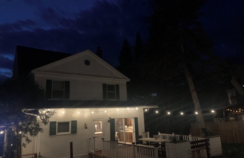 Taylors Falls House | ☞1914 Historic Home+3min→Taylors Falls!+DogOK+Beautiful porch+Full Kitchen