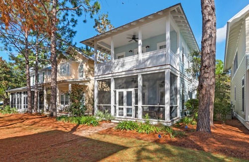 Watercolor House | 192 m² House ∙ 4 bedrooms ∙ 8 guests