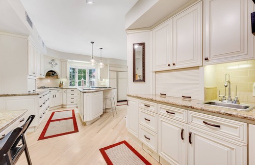 Los Olivos Historic District House | 1920's mansion with private pool, theater room & central location
