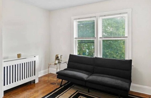 Downtown Baltimore House | 1924 Renovated Colonial Apt.
