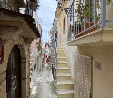 Ischitella Apartment | 1931 Apartments - Borgo Antico - Gargano