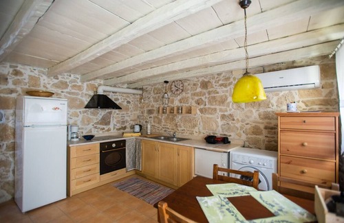 Sivas Apartment | 1936 Stone apartment Sivas Crete Chelidoni I (ΑΜΑ) 00000115598