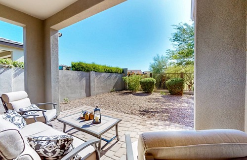 Fireside at Norterra House | 195 m² House ∙ 4 bedrooms ∙ 8 guests