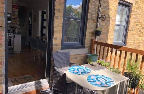 La Petite-Patrie Condo | #195 Modern & Spacious Condo Rosemont