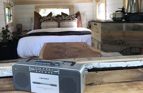 Eureka RV Rental | 1960s Camper on a Farm w Fire Pit & Water View