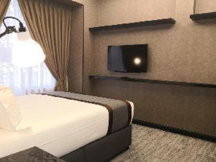 Kampung Sengat Hotel | 1969 Business Suites Bandar Botani, Ipoh