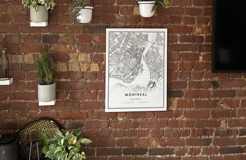 Hochelaga Condo | 19th century, historic, sparkling clean condo heart of everything