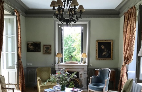 Chinon House | 19th Century Manor House Set in a Working Organic Vineyard