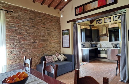 Panicale Apartment | 19th century stone villa with private pool and garden/6 sleeps/pet friendly