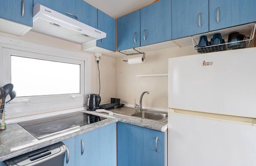 Burinhosa House | 1A Casa Azul - Charming bungalow - 3 bedrooms, near the beach and Nazaré