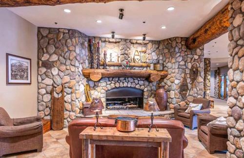 Crested Butte House | 1bd 272 Perfect Location with Pool