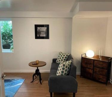 Palisades House | 1bd in Upper Georgetown
