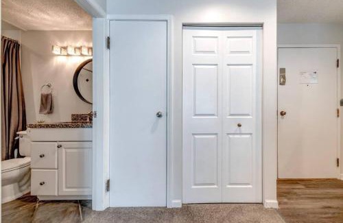 Whistler Village Apartment | 1Bd Unit In the heart of Whistler Village