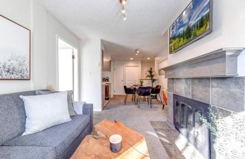 Whistler Village Apartment | 1Bd Unit In the heart of Whistler Village