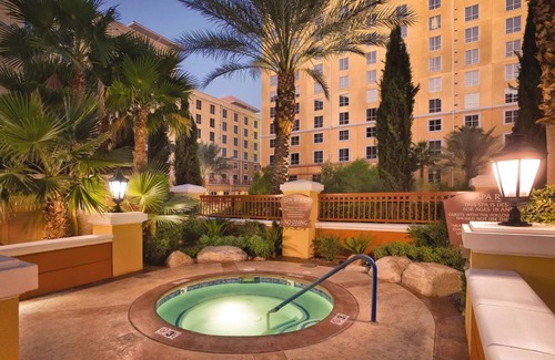 Las Vegas Condo | 1BD/Vegas - Bar, Pools, Hot Tubs, & Theater!