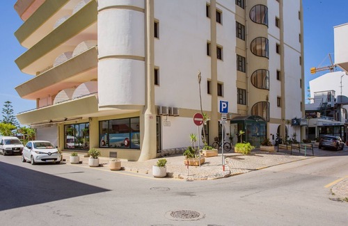 Vila Real Santo Antonio Apartment | 1BDR Apartment W/Beach View by LovelyStay
