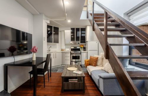 Downtown Montreal Apartment | 1BDR Mezzanine-Bishop-Vibe Central MTL