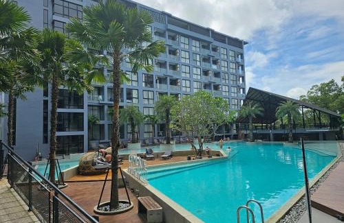 Kamala Apartment | 1BDR Roof pool 500m to beach Great gym Parking