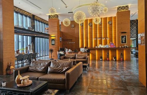 Kamala Apartment | 1BDR Roof pool 500m to beach Great gym Parking