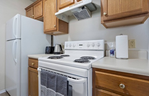 Fort Smith House | 1bed 1 bath kitchen to relax and rest your head
