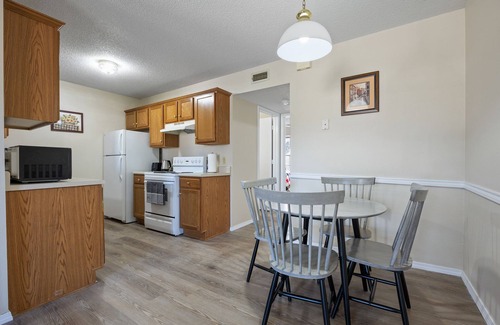 Fort Smith House | 1bed 1 bath kitchen to relax and rest your head