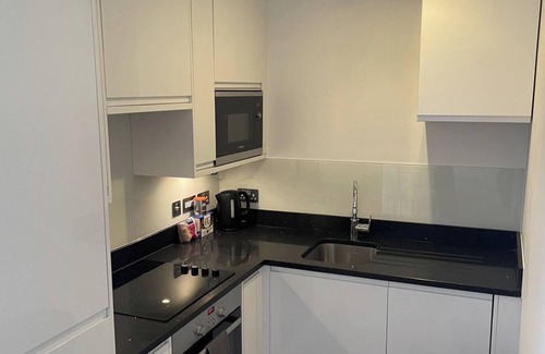 Fairfield Apartment | 1Bed Apartment on High Street, Central Croydon