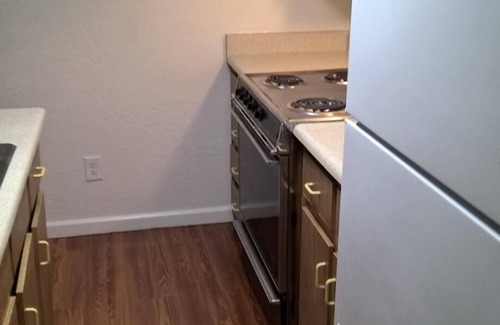 Surprise Condo | 1BEDROOM+DEN CONDO by SUNCITIES in SURPRISE