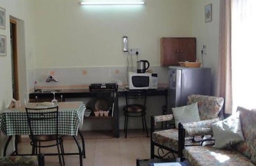 Colva Villa | 1BHK pool side garden Honeymoon villa in Sandray Resort, Benaulim - Colva beach