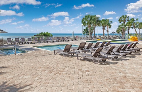 Myrtle Beach Condo | 1BR/1BA Oceanfront condo w/Kitchen & Balcony in Center of MB, #1255