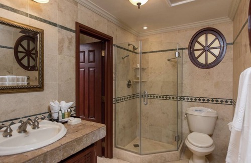 Diamond Valley Resort | 1BR/2BA Suite - Kitchen, Living Room & Balcony - Private Resort on Crane Beach!n