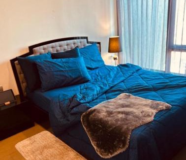 Sukhumvit Apartment | 1BR at Thonglor BTS InfinityPool overlooking city