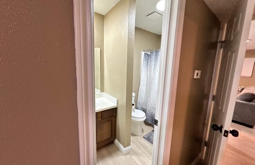 Beaumont Apartment | 1BR Hideaway Calm & Private