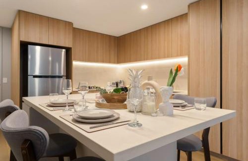 West End Apartment | 1BR Luxury apt at prime location w carpark