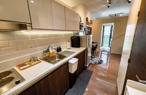 Bel-Air Apartment | 1BR Makati, Air Residences M003