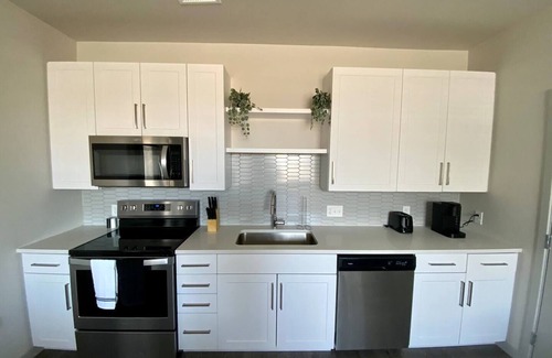 Dupont Apartment | 1BR Near Denver International