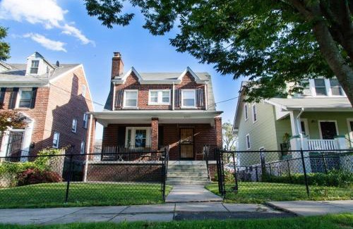 Takoma Apartment | 1BR Oasis near Takoma Metro Minutes to Capital