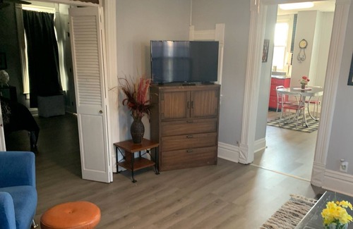 Canton Apartment | 1BR Rental with Retro Flair