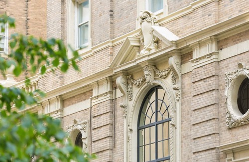Downtown Boston House | 1BR Suite w/Living Area in Boston Theater District | Ideal For Romantic Stay