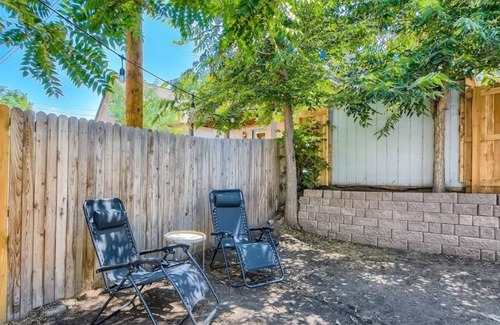 Jefferson Park Apartment | 1BR Victorian w/ Parking / Walk to Empower Field
