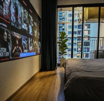 Gia Lam Apartment | 1BR Vinhomes Apt Balcony! Bauhaus Style Cozy House
